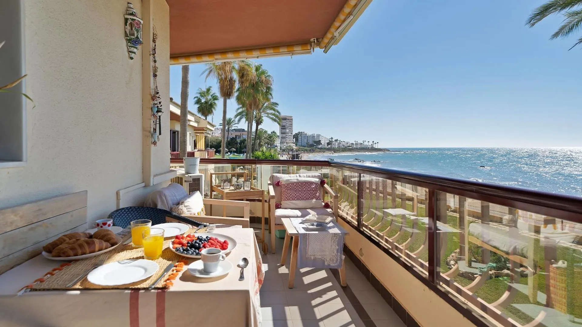 Sitio de Calahonda Casa Mar Apartamento Front Beach Con Wifi, Piscina, Padel Y Tenis - Lubina Del Sol דירה