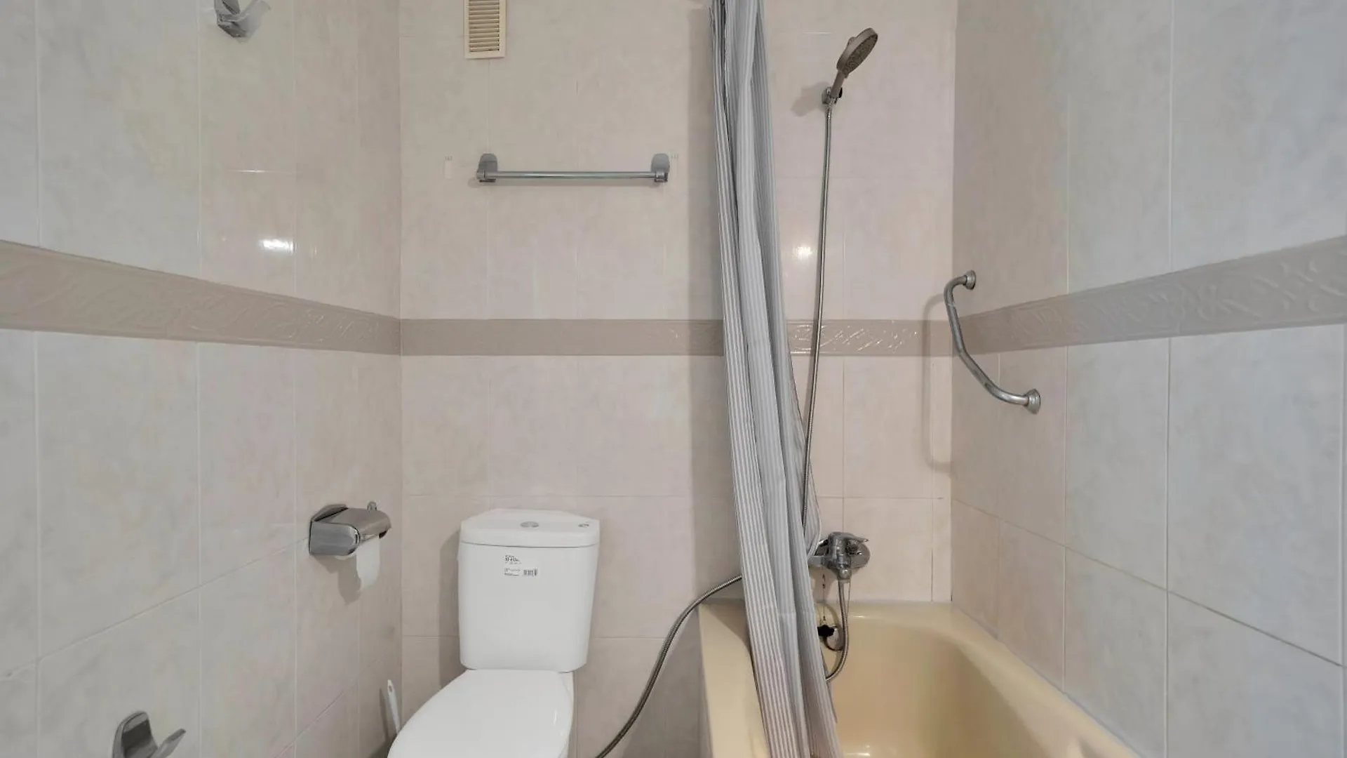 Sitio de Calahonda Casa Mar Apartamento Front Beach Con Wifi, Piscina, Padel Y Tenis - Lubina Del Sol דירה