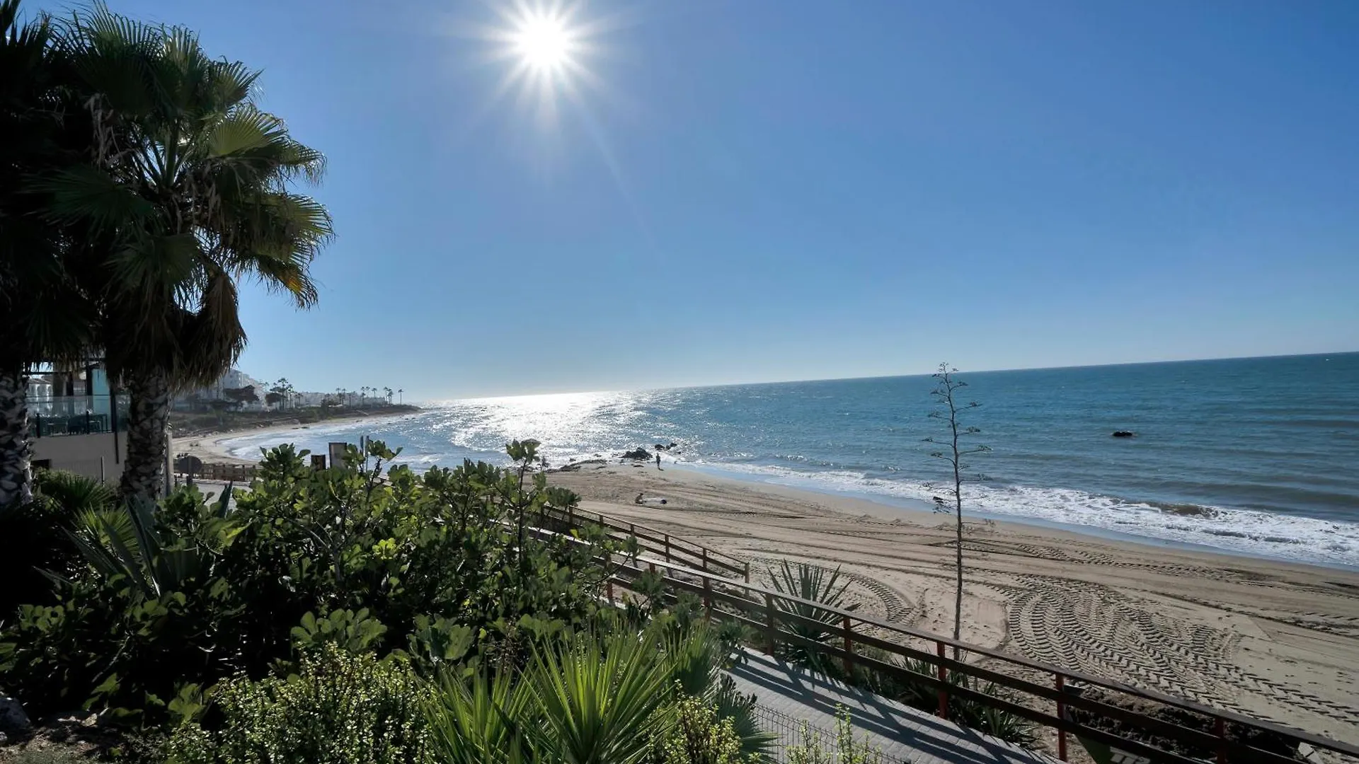 Casa Mar Apartamento Front Beach Con Wifi, Piscina, Padel Y Tenis - Lubina Del Sol Sitio de Calahonda 0*,  Spain